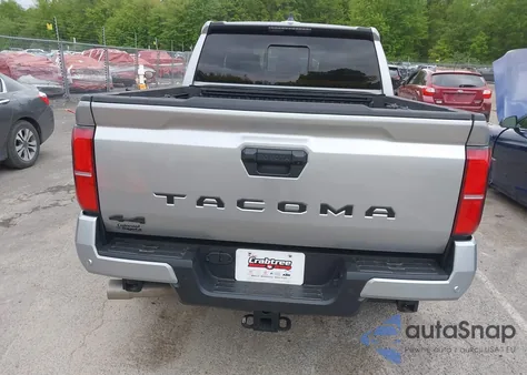 2024 Toyota Tacoma Sr5 4Wd z USA, uszkodzony, nr VIN 3TMLB5JN1RM020265